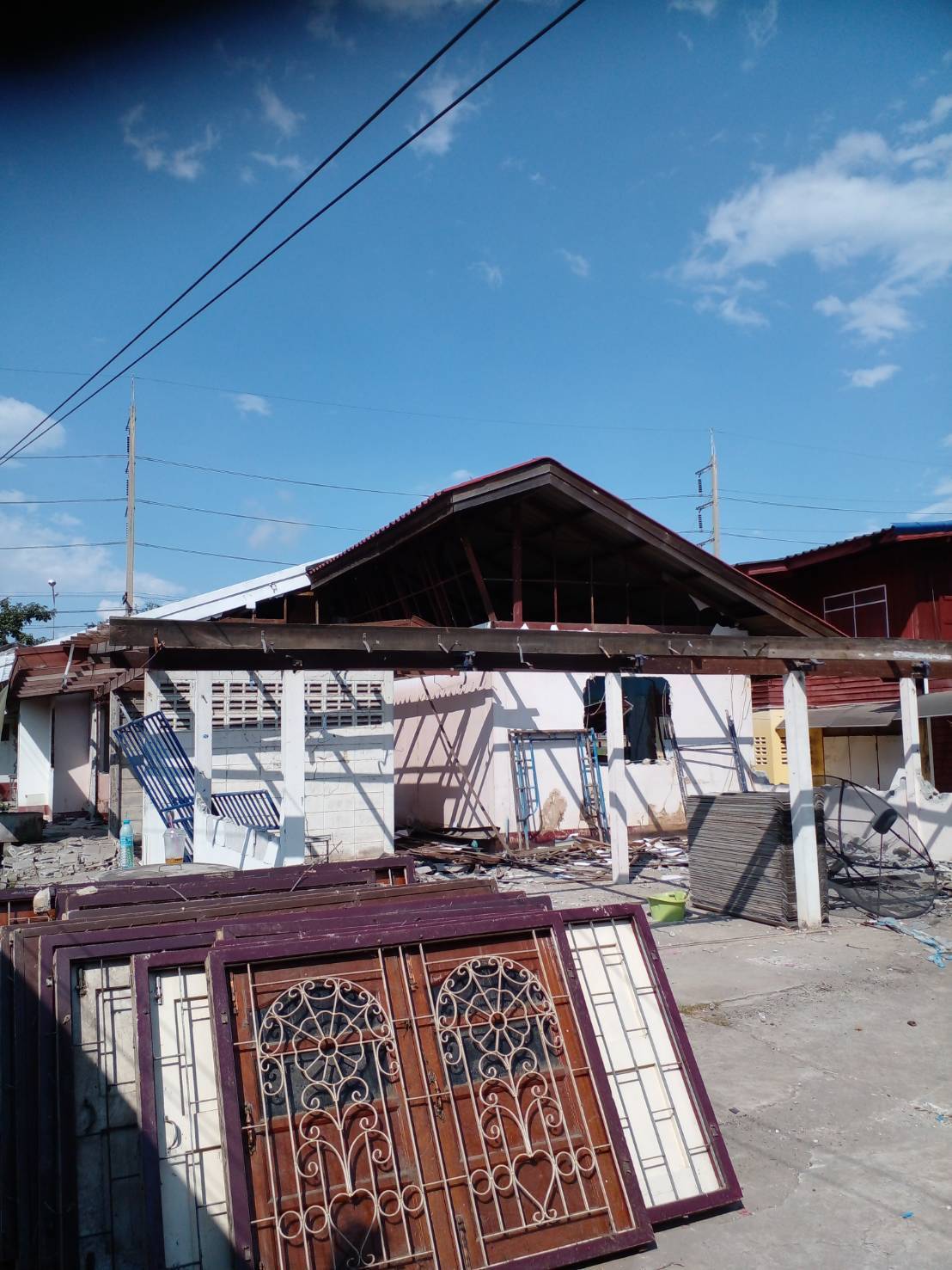 4 - https://รุ่งนําชัยค้าไม้เก่า.com | หจก.รุ่งนำชัยค้าไม้ - รับซื้อบ้านไม้เก่า บ้านไม้เก่า ไม้เก่าเรือนไทย โกดังไม้เก่า ไม้เก่าโรงงาน ไม้กองเก่า ให้ราคาสูงไม่ผ่านนายหน้า ให้ราคาสูงในราคาที่คุณพอใจ