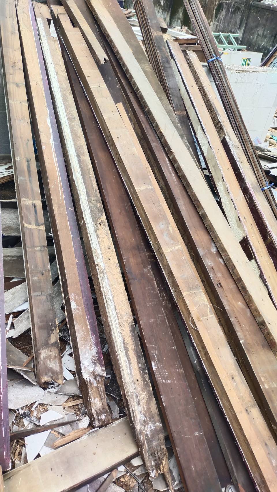 5 - https://รุ่งนําชัยค้าไม้เก่า.com | หจก.รุ่งนำชัยค้าไม้ - รับซื้อบ้านไม้เก่า บ้านไม้เก่า ไม้เก่าเรือนไทย โกดังไม้เก่า ไม้เก่าโรงงาน ไม้กองเก่า ให้ราคาสูงไม่ผ่านนายหน้า ให้ราคาสูงในราคาที่คุณพอใจ